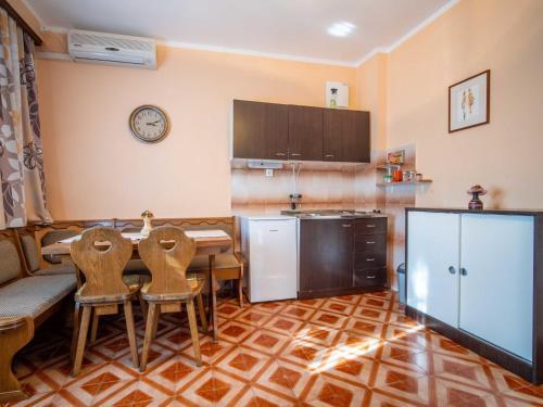 Apartment Mira-2