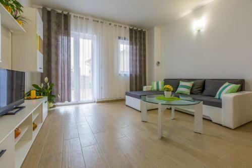 Apartamentos Brnic 3