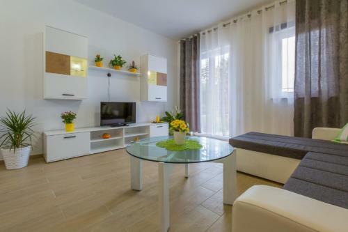 Apartamentos Brnic 3