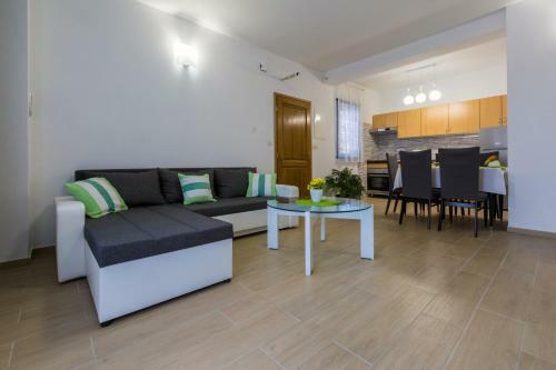 Apartamentos Brnic 3