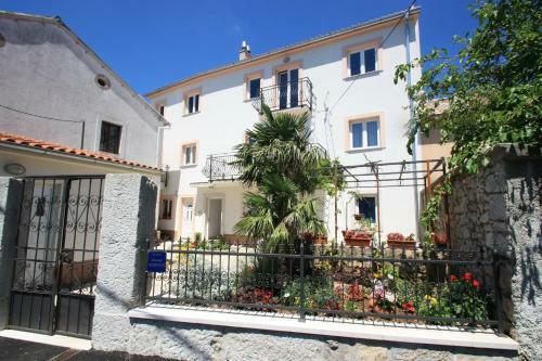 Apartamentos Brnic 3
