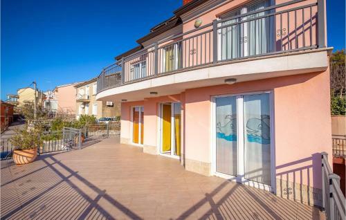 Awesome Home In Jadranovo W/ 5 Bedrooms