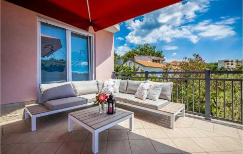 Awesome Home In Jadranovo W/ 5 Bedrooms