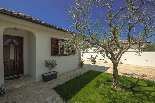 Villa Adry
