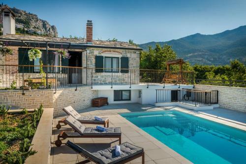 Villa Manda Korina