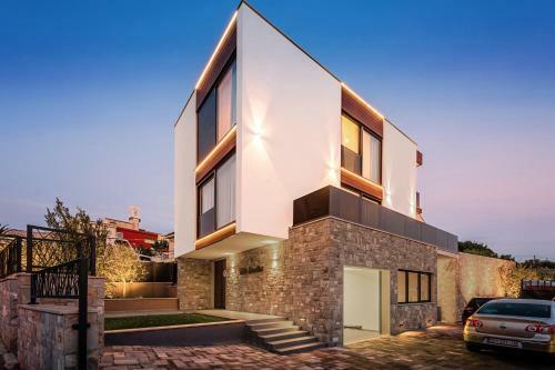 Villa Emotha