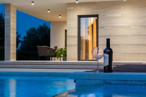 Luxurious Villa Laurea
