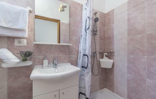 Villa Merjem With Sauna And Private Pool