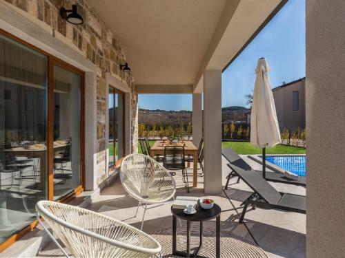 Gorgeous Villa With Pool And Terrace Surrounded By Nature !