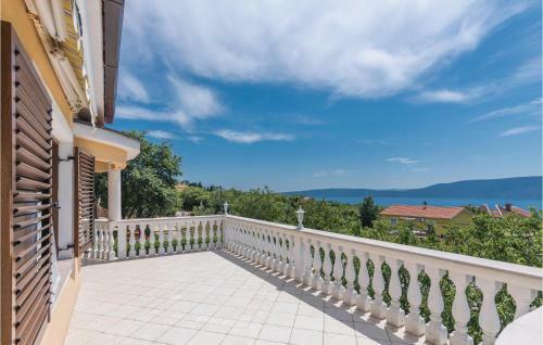 Four-bedroom Holiday Home In Linardici