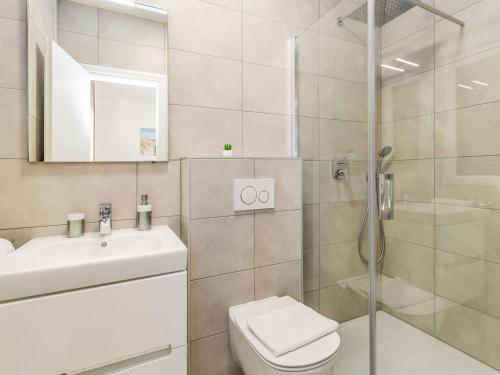Scenic Villa In Linardi?i With Private Swimming Pool