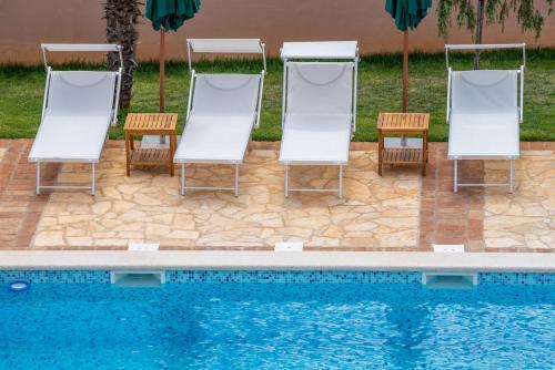 Hostal Via Flavia With Common Pool