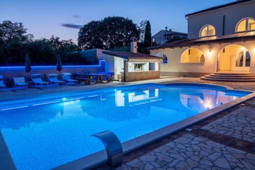 Hostal Via Flavia With Common Pool