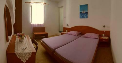 Hostal Rooms Milena