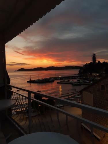 Hostal Rooms Milena
