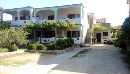 Apartments Delfin