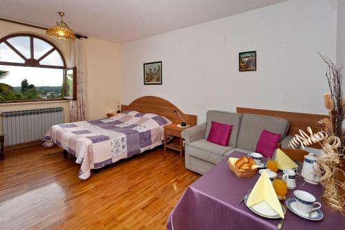 Hostal Korsa In Sveti Lovrec * Istrien