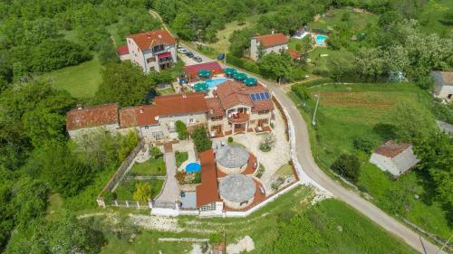 Hostal Apart Complex Villa Anja
