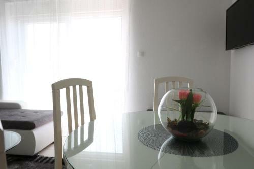 Apartments Ema