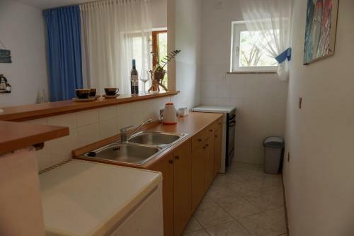 Apartments Jakov