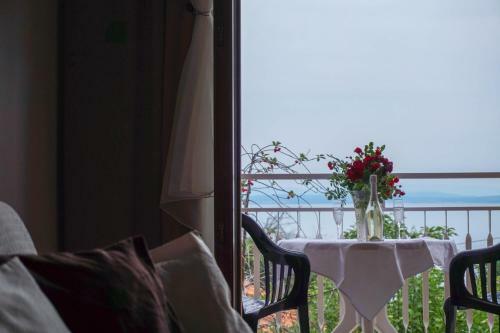 Apartments Jakov
