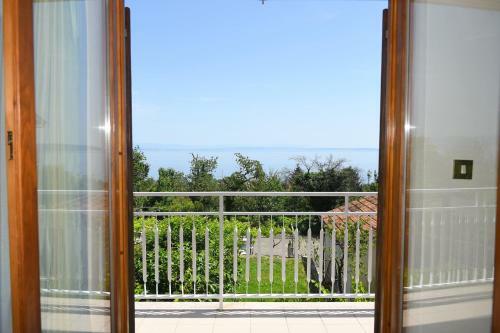 Apartments Jakov