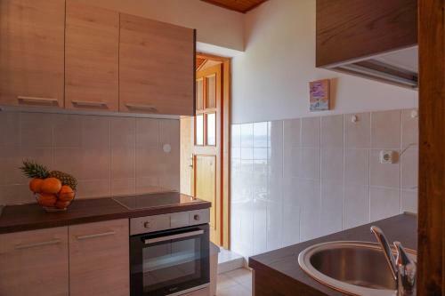 Apartments Jakov