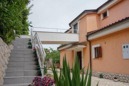 Apartments Jakov