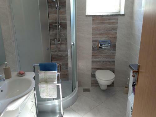 Apartment Hrelja Near The Beach