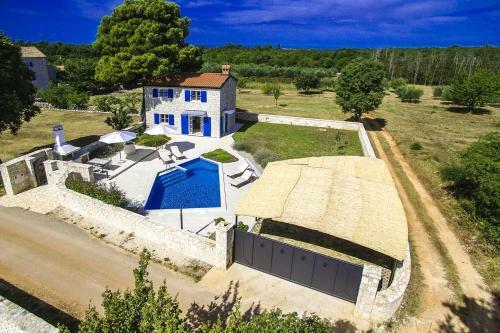 Villa Lenka