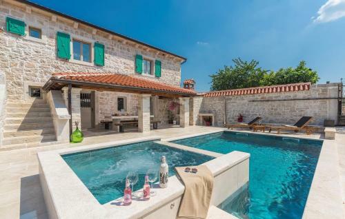 Villa Kata In Selina