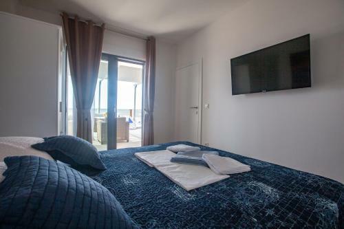 Apartments A&z