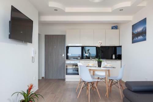 Apartments A&z