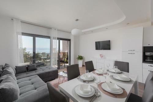 Apartments A&z