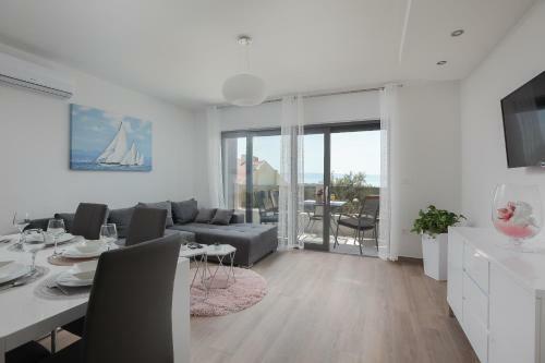 Apartments A&z