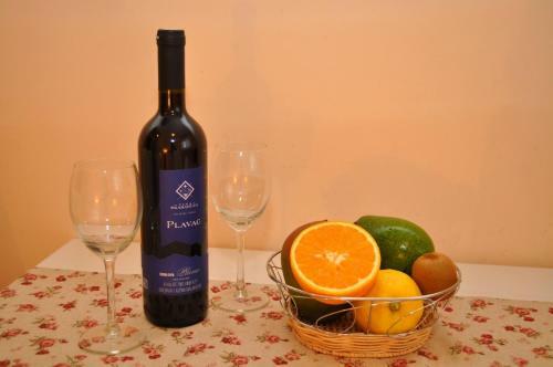 Hostal App & Rooms Ljuba - 130m From Sea