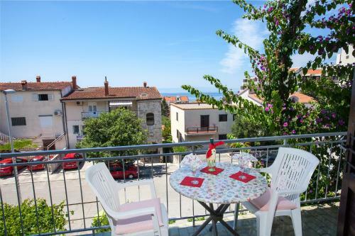 Apartmani Mira