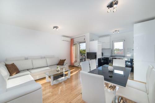 Apartments Crystal
