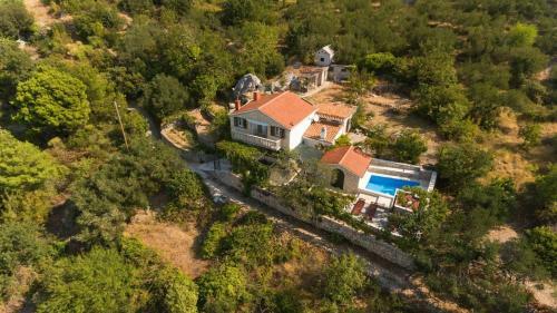 Villa Keti