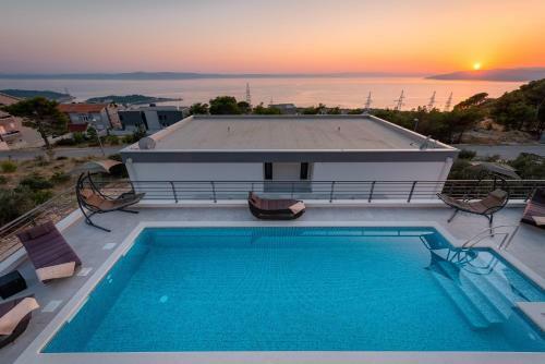 Villa Palace