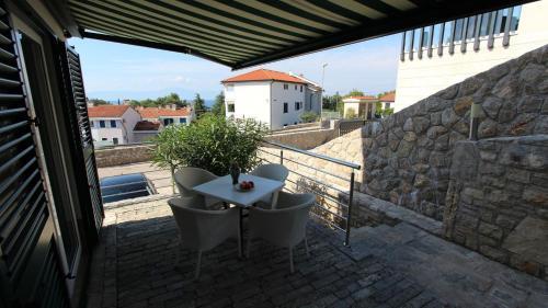 Hostal Apartments Adria