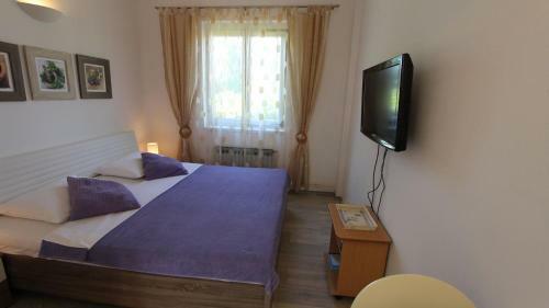 Hostal Apartments John