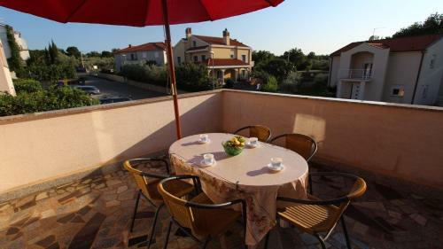 Hostal Apartments Vrbov?an