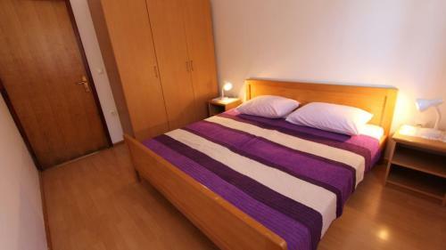 Hostal Apartments Miko