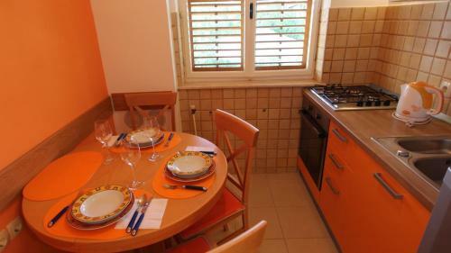 Hostal Apartments Duda
