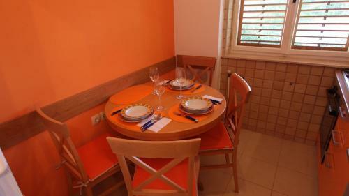 Hostal Apartments Duda
