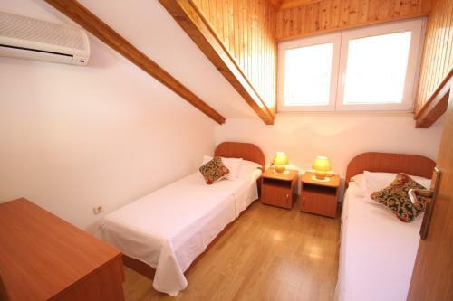 Apartments Nikola - Free Parking