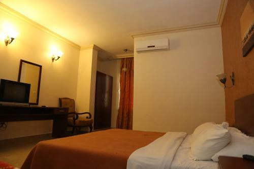 Rumman Hotel