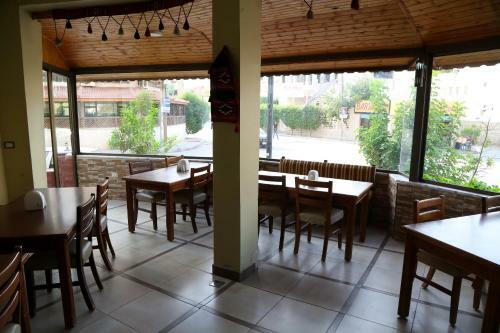 Rumman Hotel