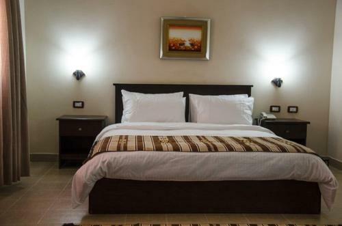 Delilah Hotel
